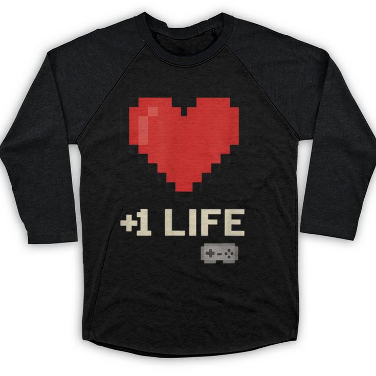 Retro Gamer 1 Life Pixel Heart – 8-Bit Gaming Nostalgia Baseball Raglan Shirt