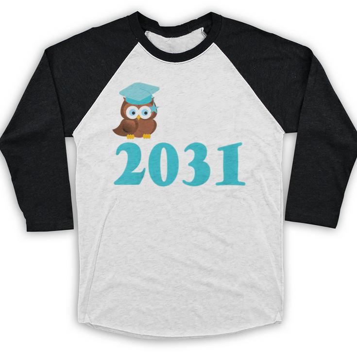 Kids Class Of 2031 Graduation Year T-Shirt Back To School Baseball Raglan Shirt