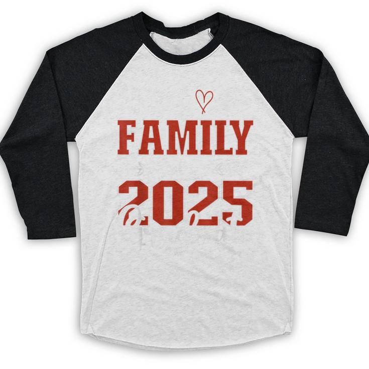 Proud Family Of a Class Of 2025 Graduate For Graduation Baseball Raglan Shirt