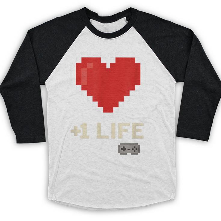 Retro Gamer 1 Life Pixel Heart – 8-Bit Gaming Nostalgia Baseball Raglan Shirt