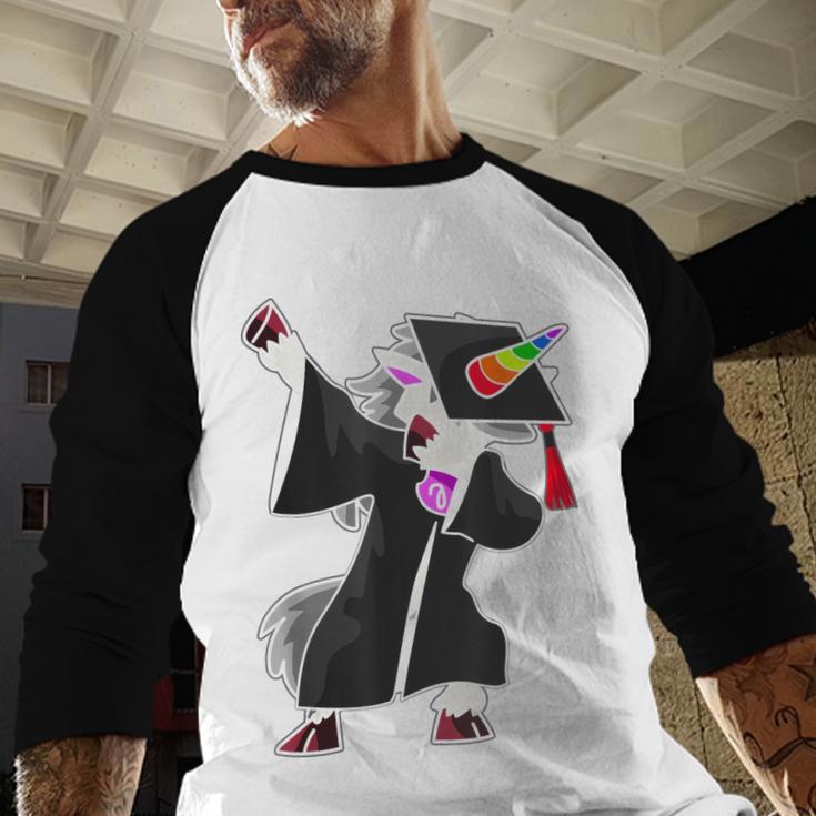 Dabbing Unicorn Cap And Gown Graduate 2021 Graduation Day Baseball Raglan Shirt