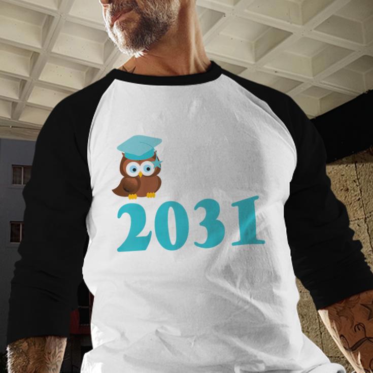 Kids Class Of 2031 Graduation Year T-Shirt Back To School Baseball Raglan Shirt