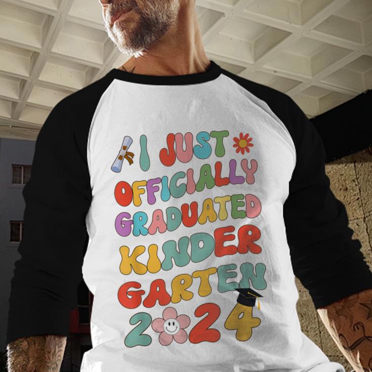 I Officially Graduated Kindergarten Graduation Class 2024 Baseball Raglan Shirt