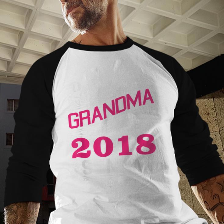 Proud Grandma Of a 2018 Senior Tshirt Graduation Baseball Raglan Shirt
