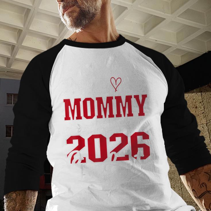 Proud Mommy Of a Class Of 2026 Graduate For Graduation Baseball Raglan Shirt