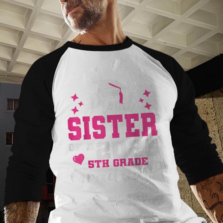Proud Sister Of 5th Grade Graduate 2025 Family Graduation Baseball Raglan Shirt