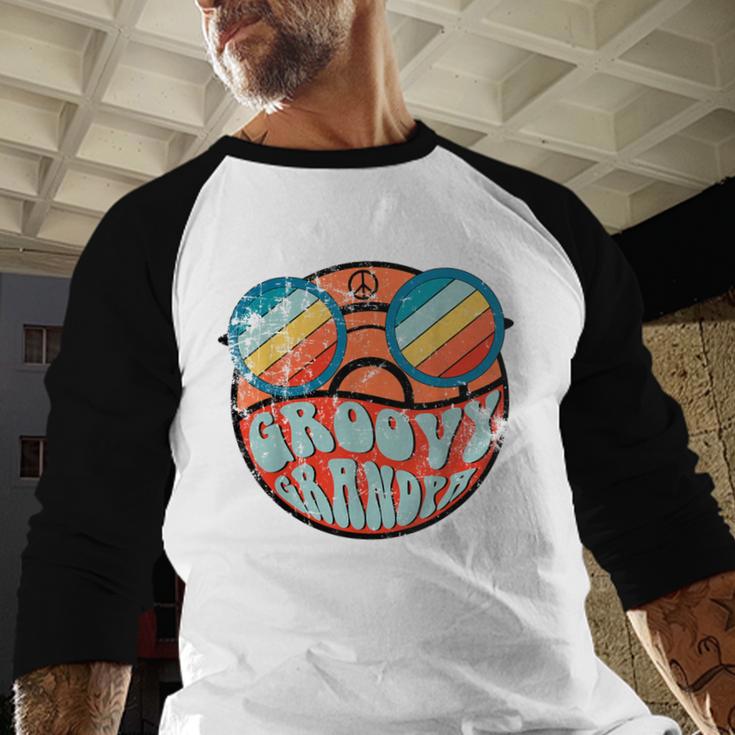 Retro 1970's Groovy Grandpa 70s Aesthetic Nostalgia Baseball Raglan Shirt