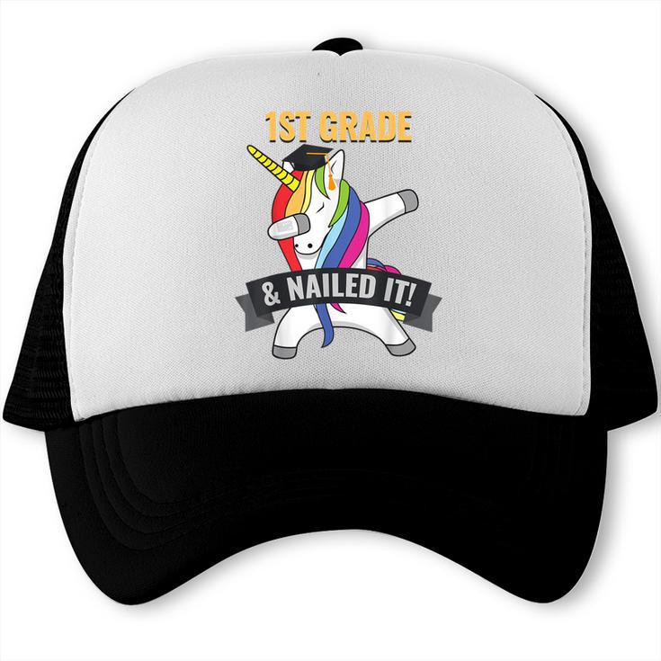 1ST GRADE NAILED IT UNICORN DABBING GRADUATION T-SHIRT Trucker Cap