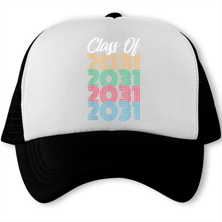 Class Of 2031 Kindergarten Graduation T Shirt Trucker Cap