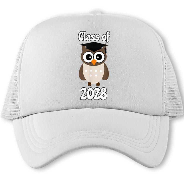 Class Of 2028 TShirt Back To School Graduation Year Boy Girl Trucker Cap