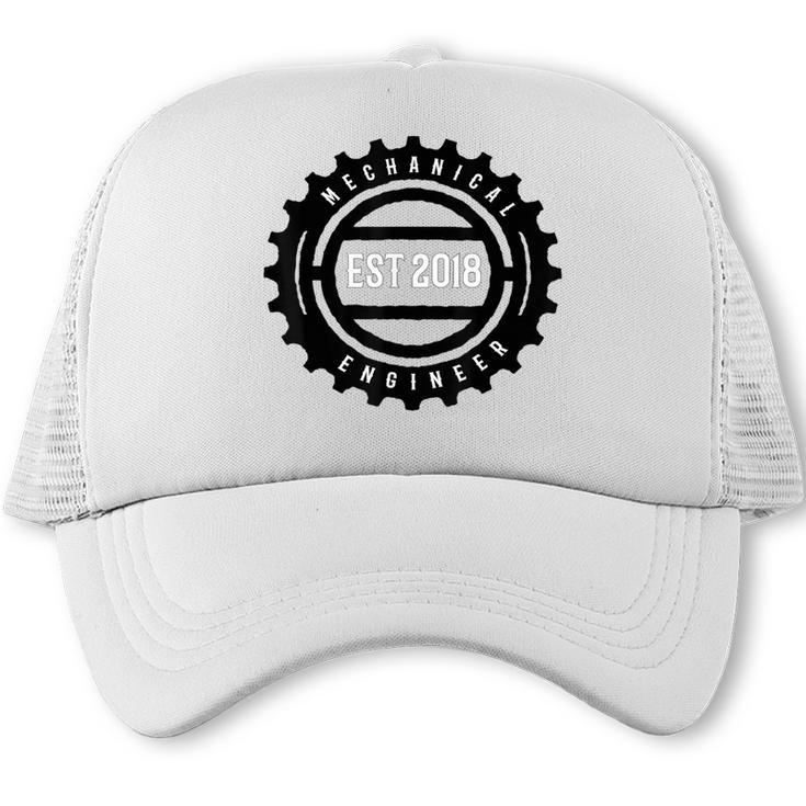 Mechanical Engineers 2018 Tshirt Gears Graduation Tee Trucker Cap