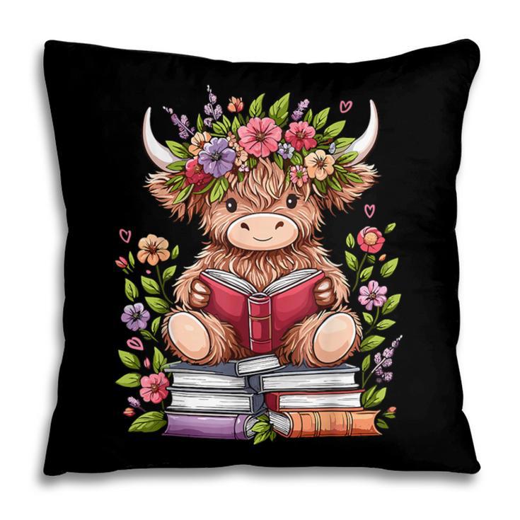 Cute Baby Highland Cow With Reading Book Bookworm Pillowcase Cute Baby Highland Cow With Reading Book Bookworm Pillowcase