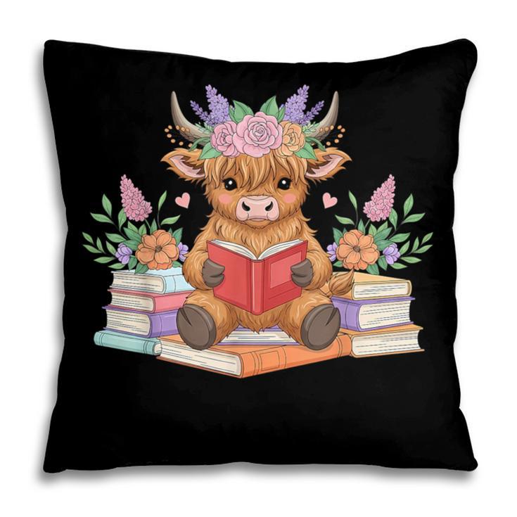 Cute Baby Highland Cow Reading Book Lover Toddler Pillowcase