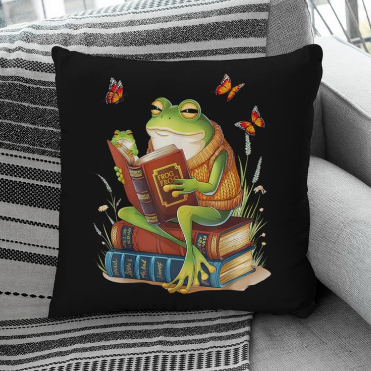 Frog & Toad Fishing Vintage Classic Book Frog Reading Book Pillowcase