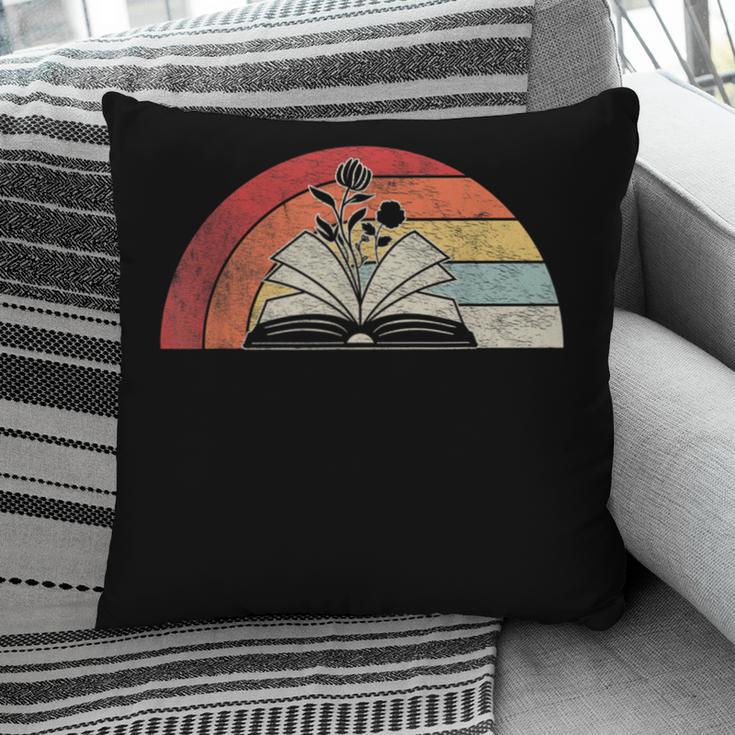 Retro Vintage Wildflowers Book Shirt Book Lover Pillowcase