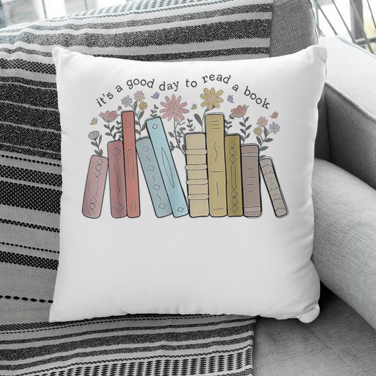 It's a Good Day To Read a Book Pillowcase