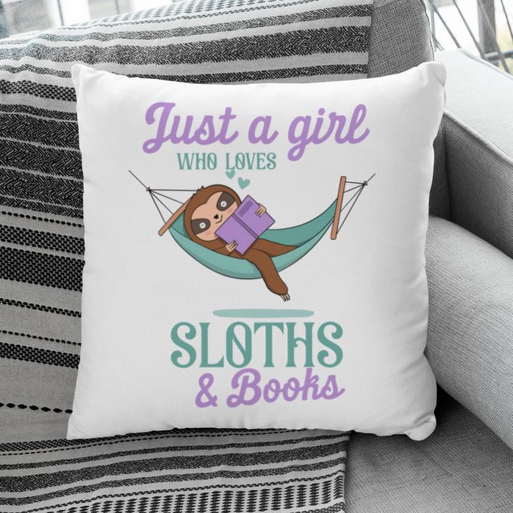 Just a Girl Who Loves Sloths And Books Pillowcase