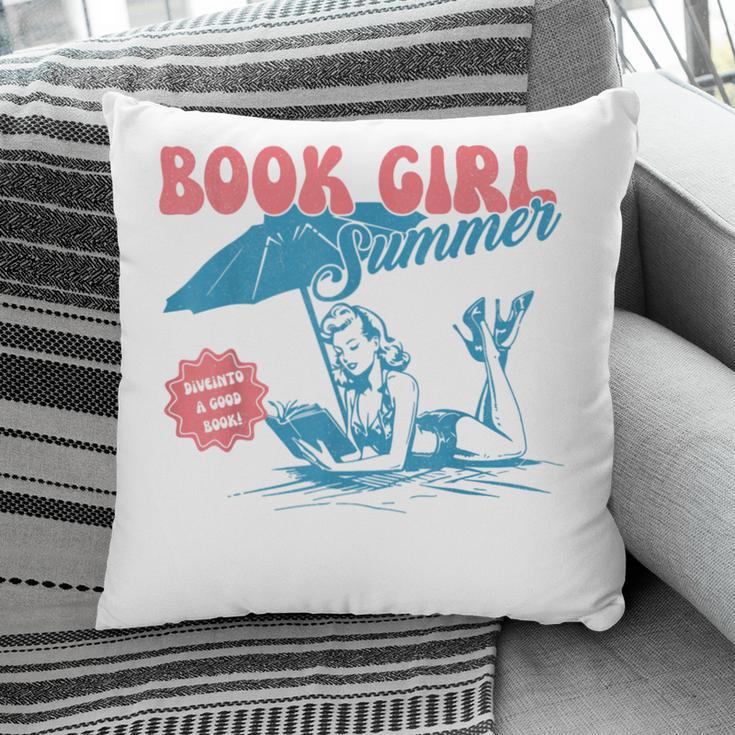 Retro Book Girl Summer Beach Vacation For Book Lover Pillowcase