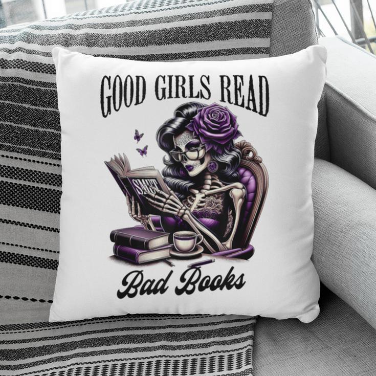 Smut Book Reading Smutty Good That Girls Read Bad Books Pillowcase