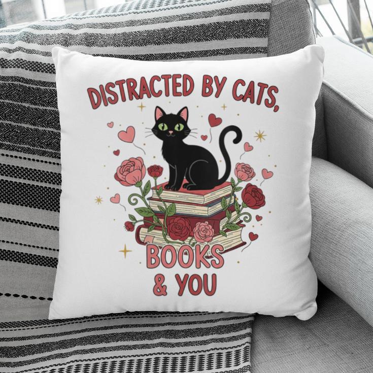 Women's Cat Books Romantic Floral Aesthetic Book Lover Cat Owner Pillowcase