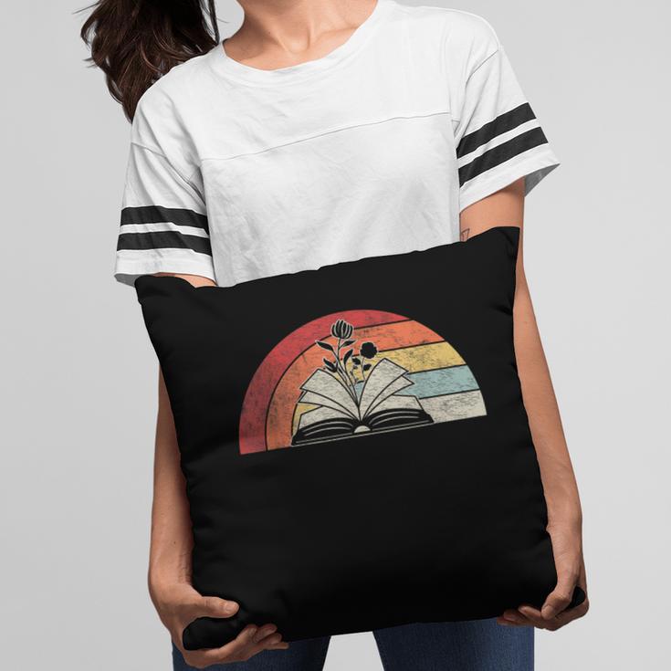 Retro Vintage Wildflowers Book Shirt Book Lover Pillowcase