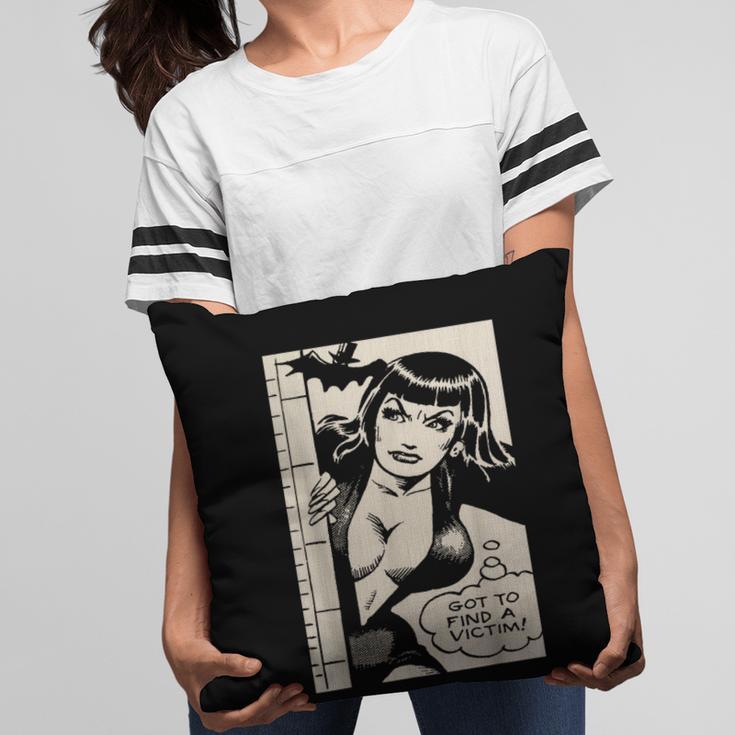 Vintage Vampire Bat Vampire Pin Up Girl Horror Comic Book Pillowcase