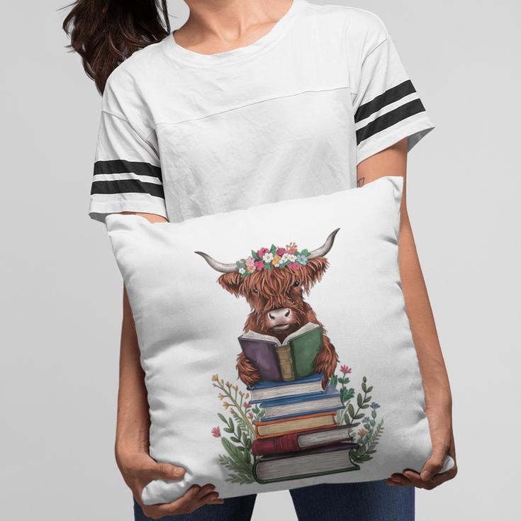 Cute Highland Cow With Book Floral Bookworm Librarian Book Pillowcase