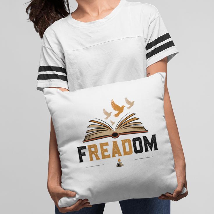 Freadom Anti Banned Books Lovers Reading Librarian Bookworm Pillowcase
