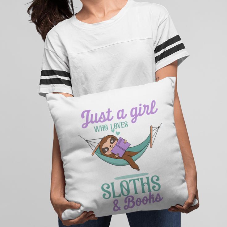 Just a Girl Who Loves Sloths And Books Pillowcase
