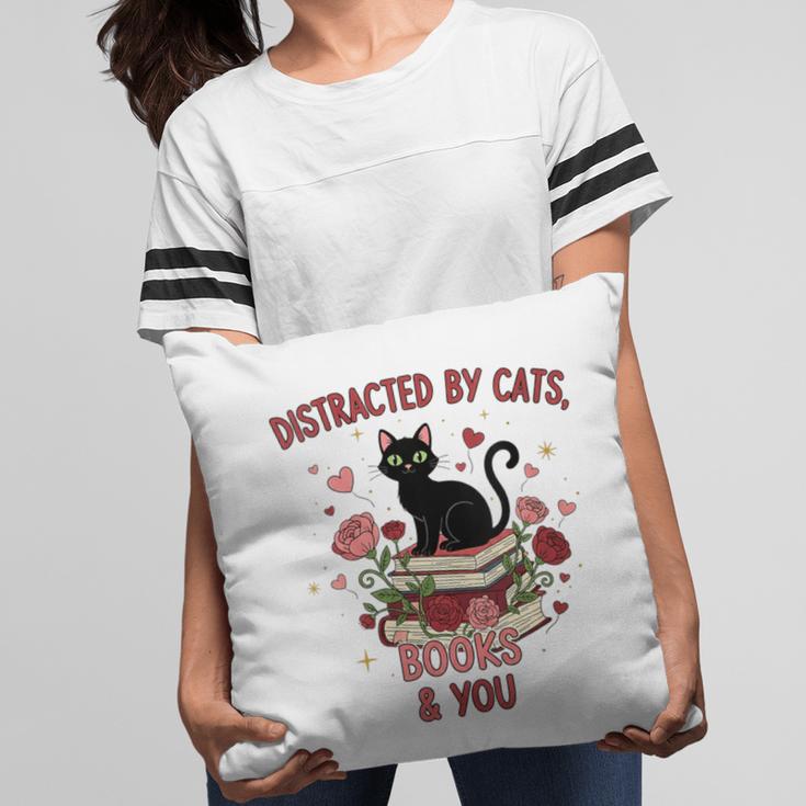 Women's Cat Books Romantic Floral Aesthetic Book Lover Cat Owner Pillowcase