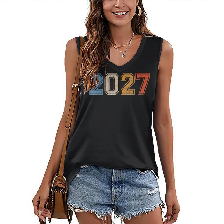 Class Of 2027 Graduate Shirts For Men Women Graduation Retro Women's V-Neck Tank Top