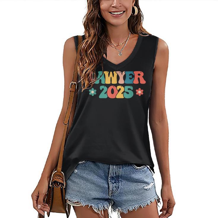 Retro Lawyer 2025 Attorney School Graduation Student Lawyer Women's V-Neck Tank Top