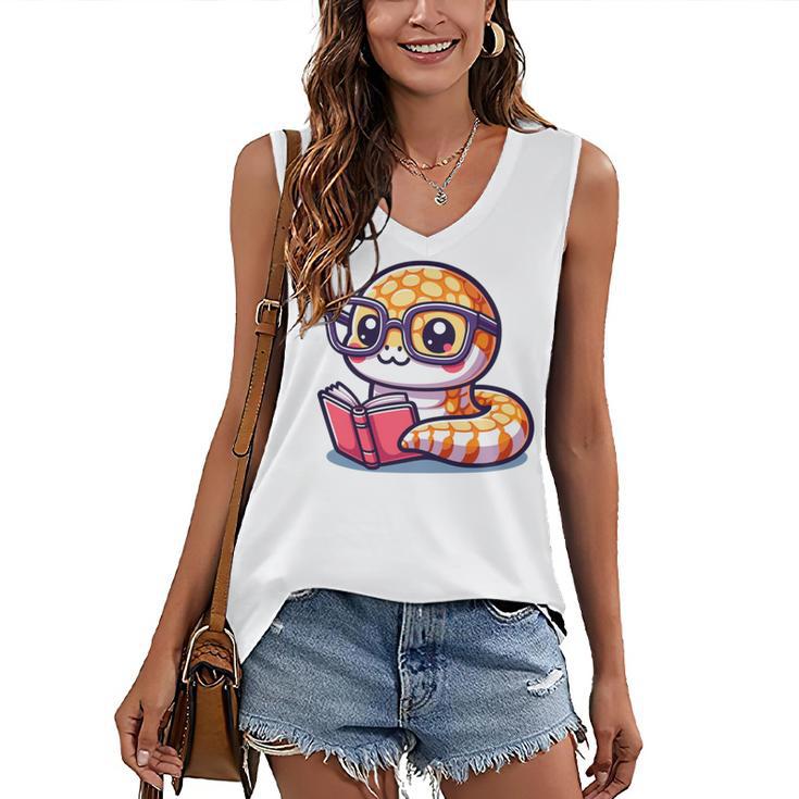 Adorable Book Lover Rattlesnake With Reading Glasses Cute Women's V-Neck Tank Top