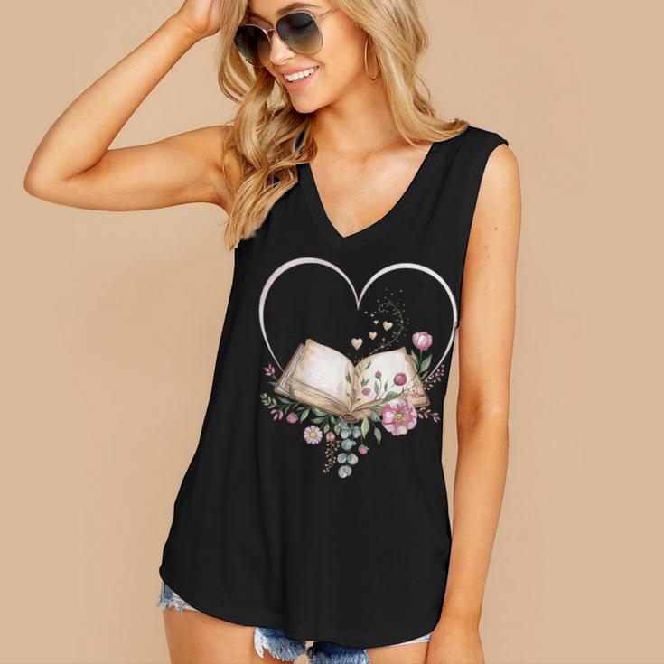Book Lover Heart Shaped Reading Art Librarian Women's V-Neck Tank Top