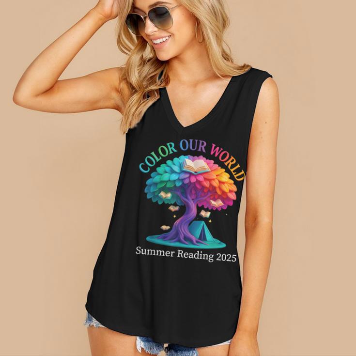Color Our World Summer Reading 2025 Tree Book Lover Camping Women's V-Neck Tank Top