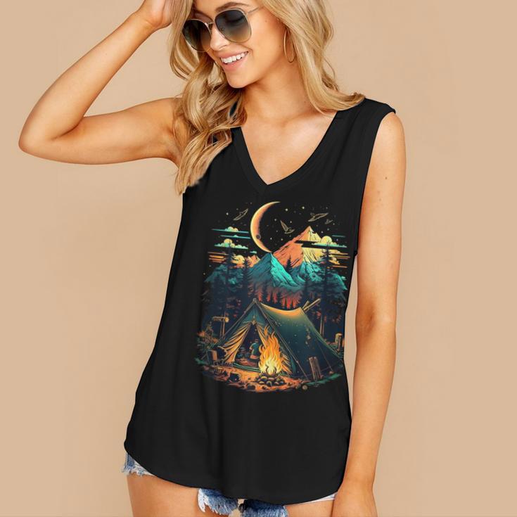 Id Rather Be Camping Great Outdoors Love Glamping Introvert Women's V-Neck Tank Top