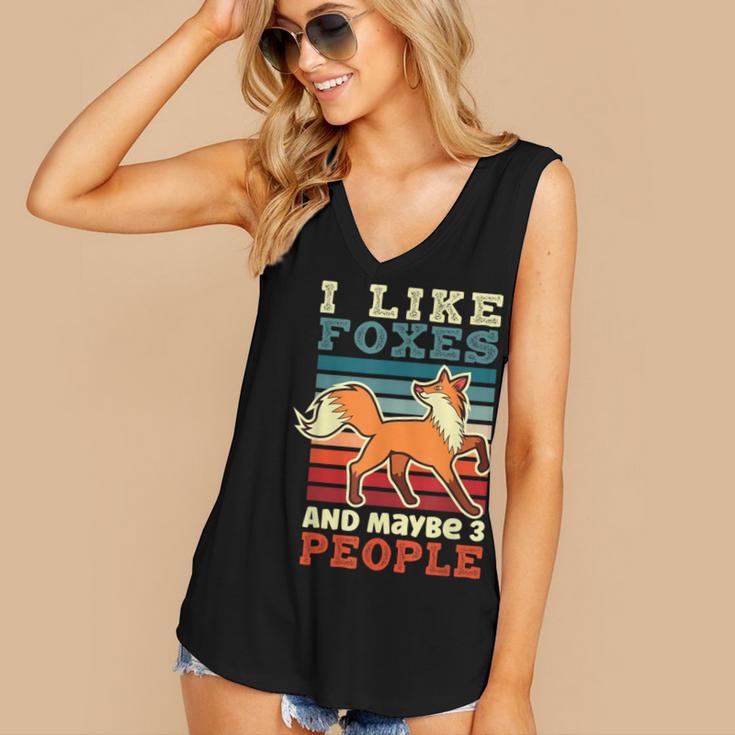 Introvert Fox Animal Lover Saying Loner Antisocial Women's V-Neck Tank Top Introvert Fox Animal Lover Saying Loner Antisocial Women's V-Neck Tank Top