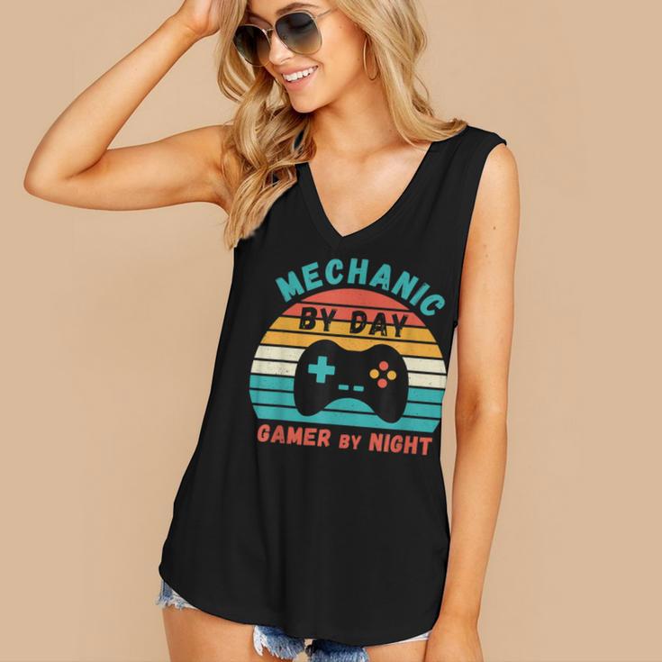 Mechanic Birthday For Graduation Or Christmas Women's V-Neck Tank Top