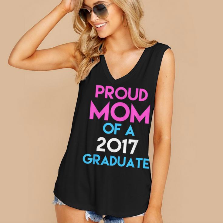 Proud Mom Of A 2017 Graduate Graduation Tee T-Shirt Women's V-Neck Tank Top