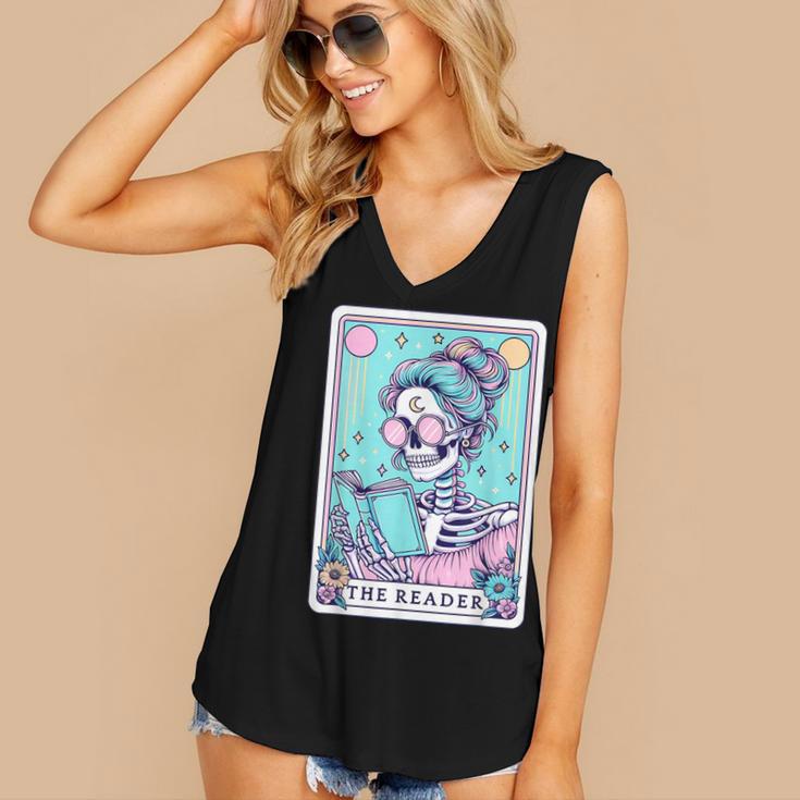 The Reader Retro Reading Skeleton Books Flowers Tarot Card Women's V-Neck Tank Top