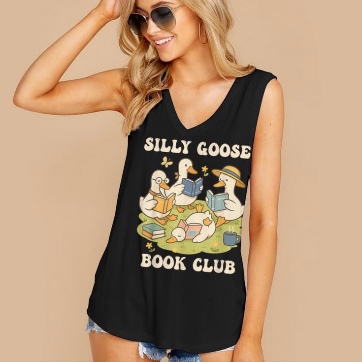 Silly-Goose Book Club Goose And Book Lovers Women's V-Neck Tank Top