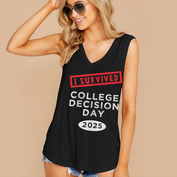 I Survived College Decision Day Graduation Class Of 25 Women's V-Neck Tank Top