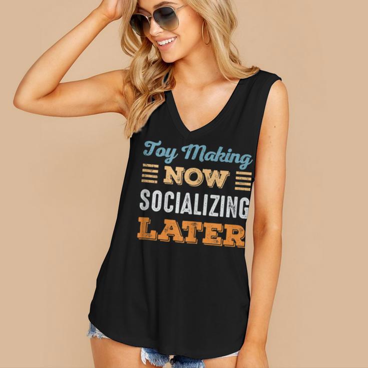 Toy Making Now Minimal Socializing Introvert Vintage Women's V-Neck Tank Top Toy Making Now Minimal Socializing Introvert Vintage Women's V-Neck Tank Top