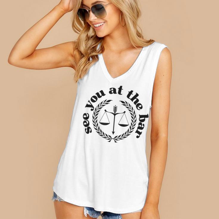 Law School Student Shirt Law School Graduation 2022 Women's V-Neck Tank Top