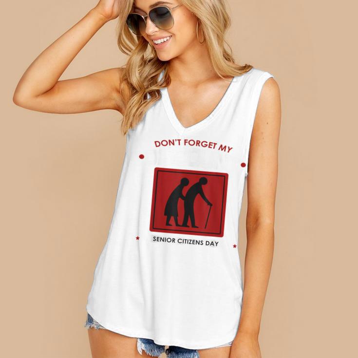 SENIOR CITIZENS DAY Don't Forget My DISCOUNT Graduation Day Women's V-Neck Tank Top