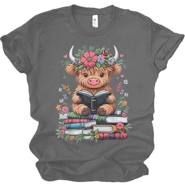 Bookworm Cute Baby Highland Cow Reading Book Unisex Jersey T-Shirt