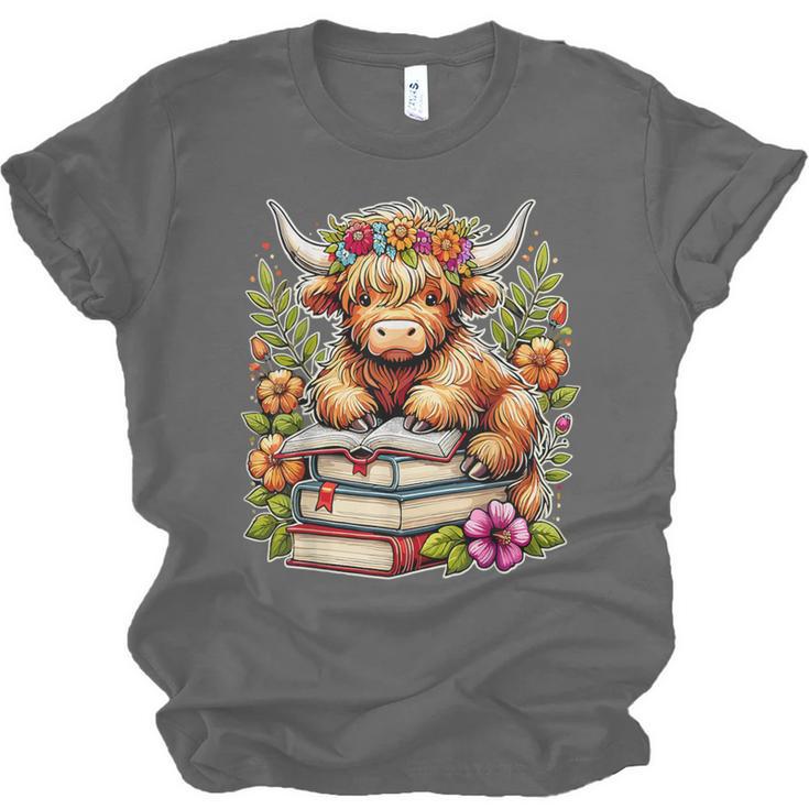 Bookworm Cute Highland Cow Reading Book Unisex Jersey T-Shirt Bookworm Cute Highland Cow Reading Book Unisex Jersey T-Shirt