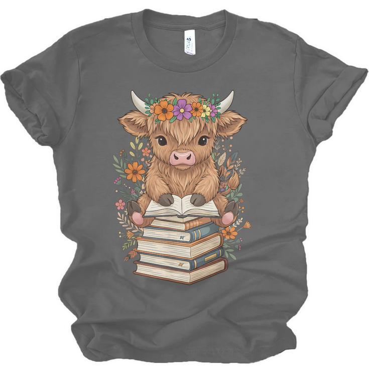 Cute Baby Highland Cow Reading Book Librarian Bookworm Unisex Jersey T-Shirt Cute Baby Highland Cow Reading Book Librarian Bookworm Unisex Jersey T-Shirt