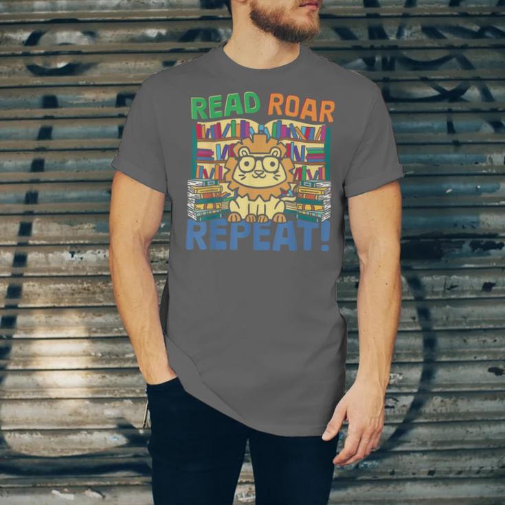 Animals Read Reading Book Library First Day Of School Kids Unisex Jersey T-Shirt