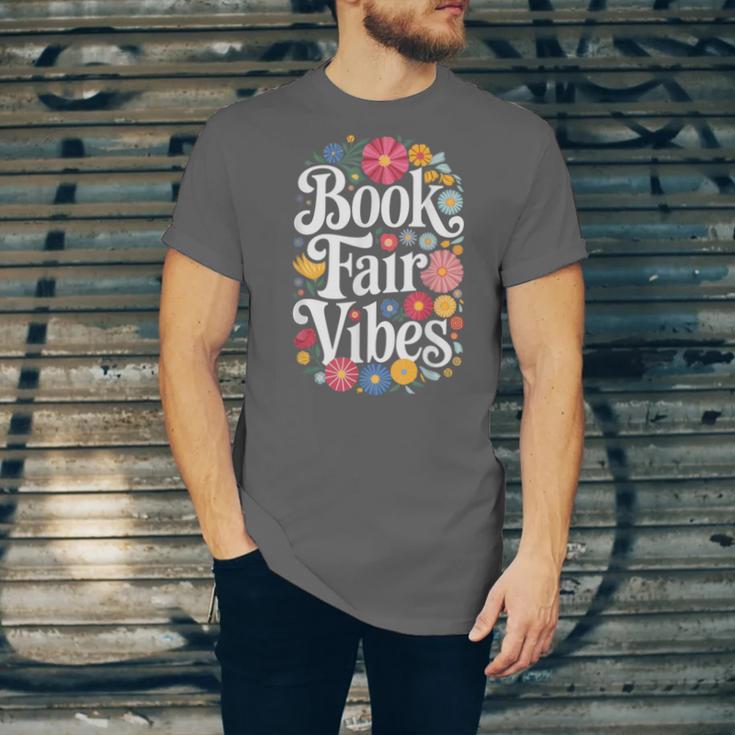 Book Fair Vibes Groovy 70s Retro School Librarian Unisex Jersey T-Shirt Book Fair Vibes Groovy 70s Retro School Librarian Unisex Jersey T-Shirt